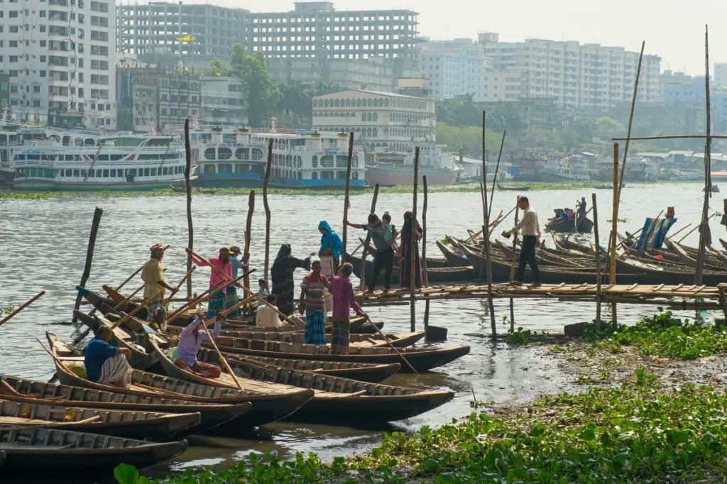 Bangladesh E-commerce Digital Marketing 2025: Your Strategic Roadmap to Unprecedented Growth from Dhaka Experts