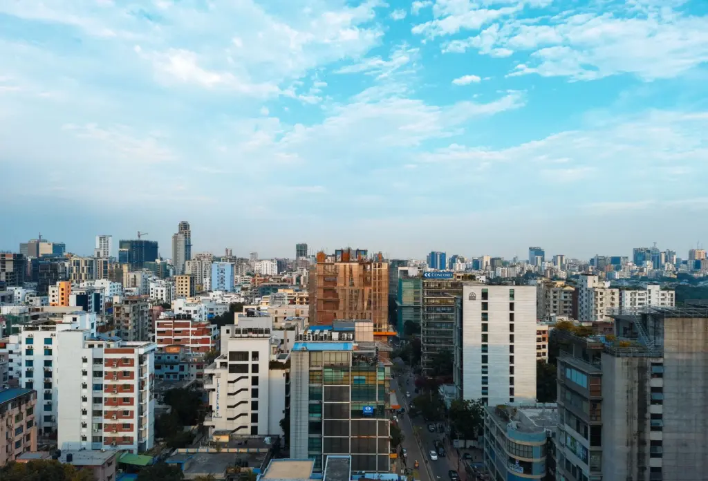 Maximize Your ROI: A Dhaka Business Guide to Bangladesh's Eid, Puja & Year-End Seasonal Marketing